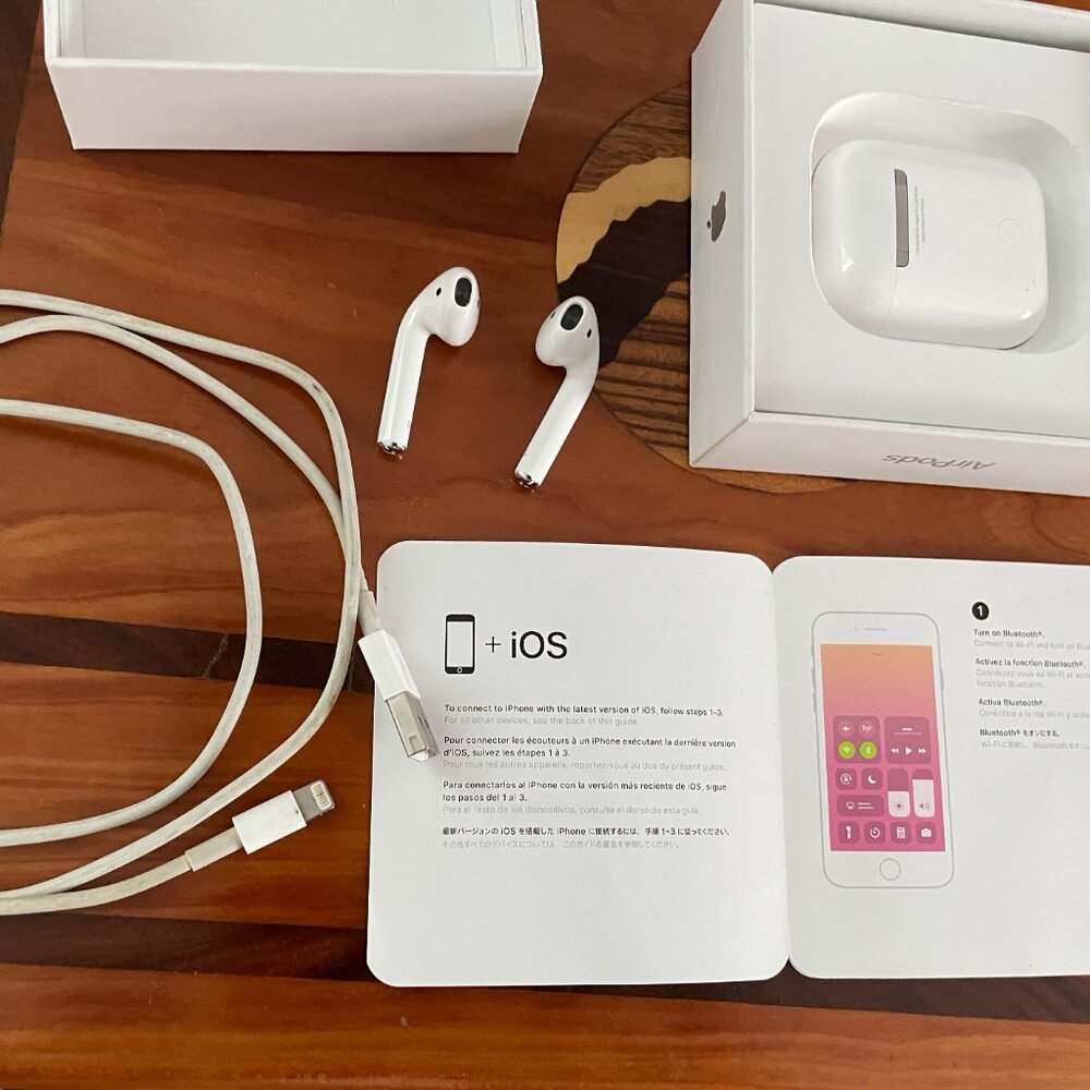 Apple iPod, Generation 2. Never used. - Picture 6 of 7